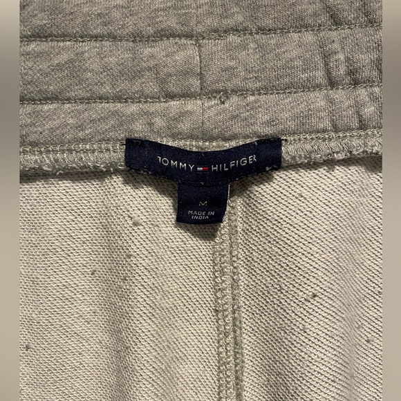 Grey sweatpants Tommy hilfiger/ pantalons joggings gris Tommy hilfiger - Picture 2 of 4